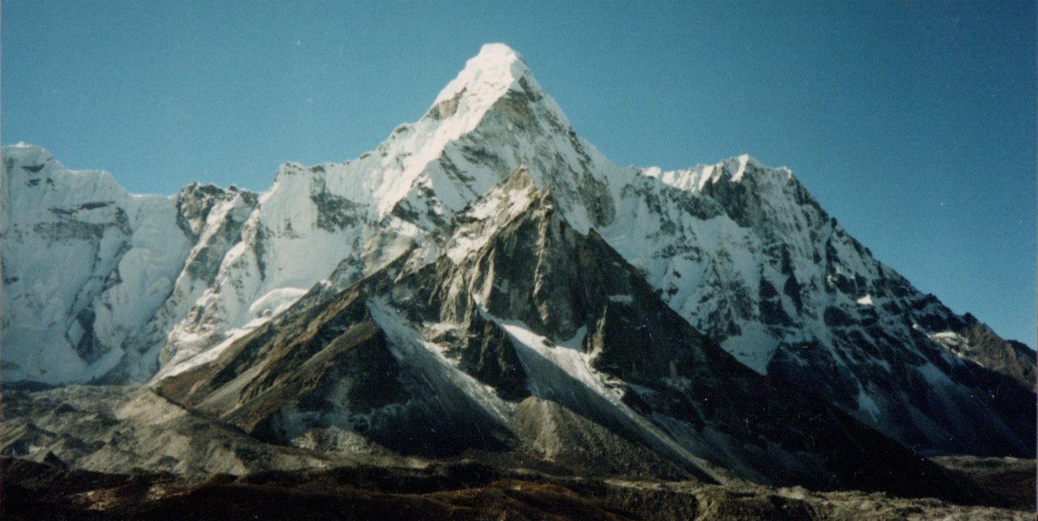 Ama Dablam above the Chhukung Valley