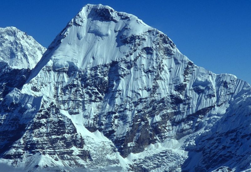 Chamlang on descent from Mera La into Hongu Valley