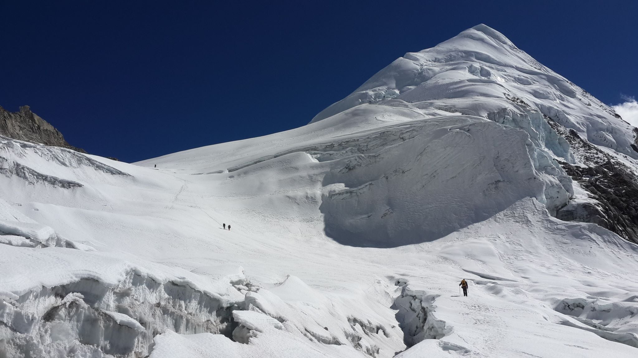 Parchamo from below Trashe Labtse