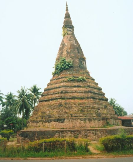 That Dam ( Black Stupa ) in Vientiane