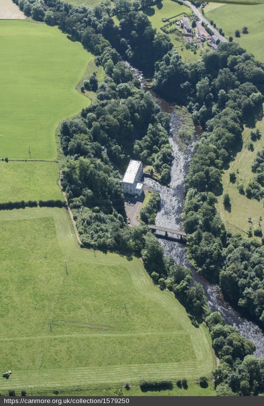 Aerial view of Stonebyres Bridge