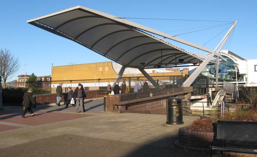 Forth and Clyde Canal at Clydebank Shopping Centre