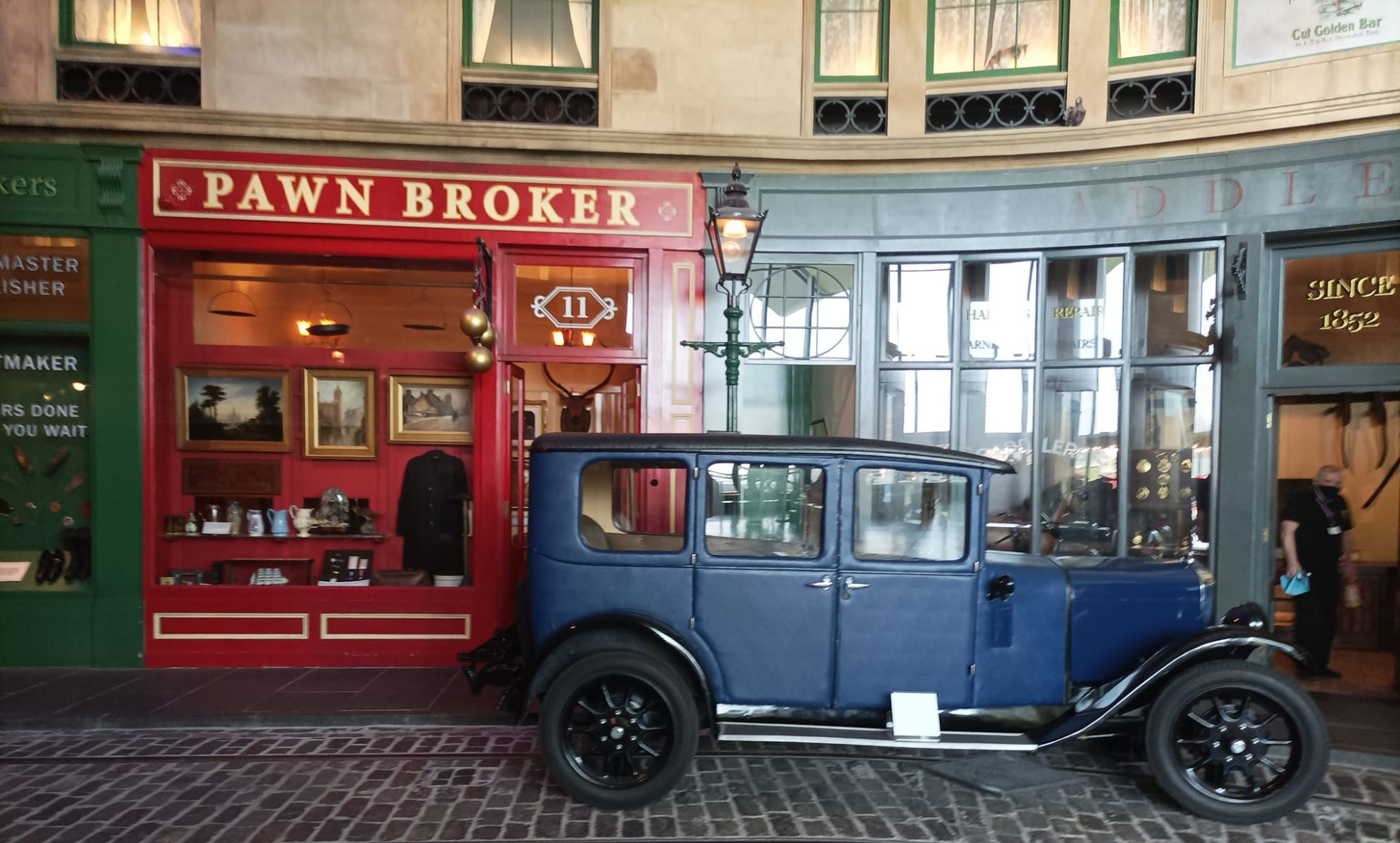 Exhibits in Glasgow Transport Museum