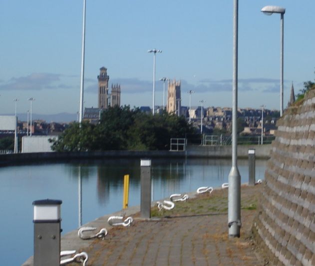 Canal between Spiers Wharf and Port Dundas